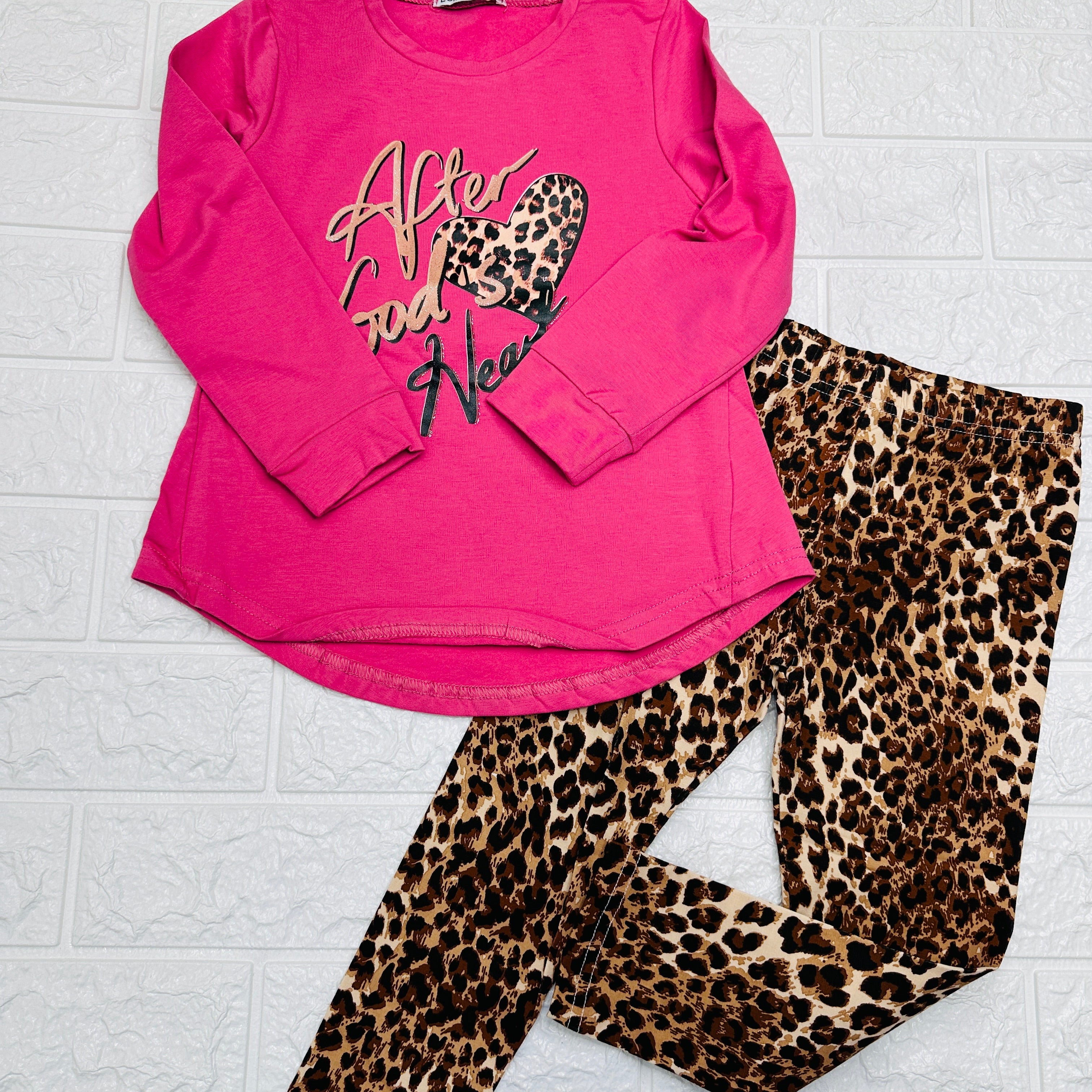 maglia e leggings animalier Fuxian