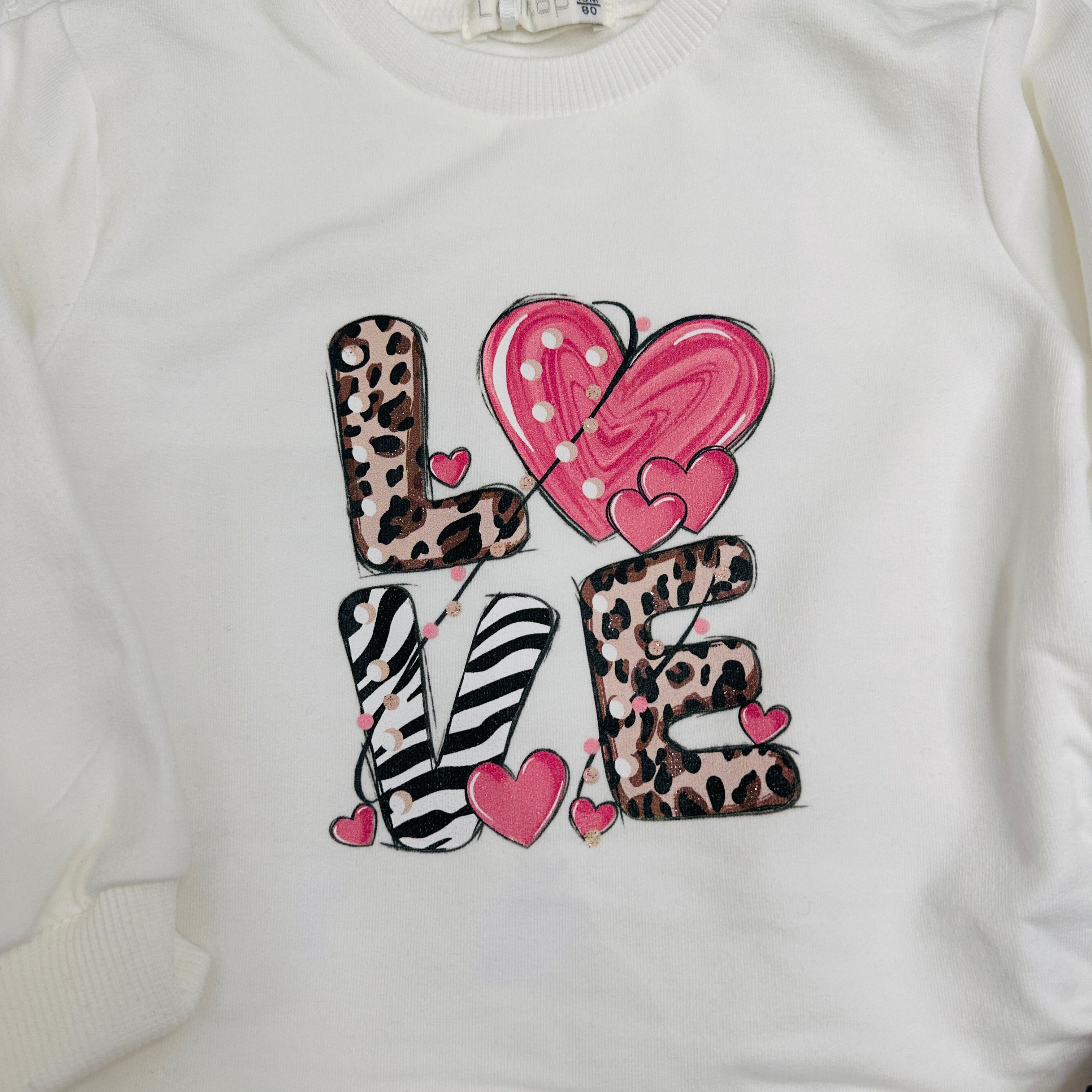 Maglia e leggings love