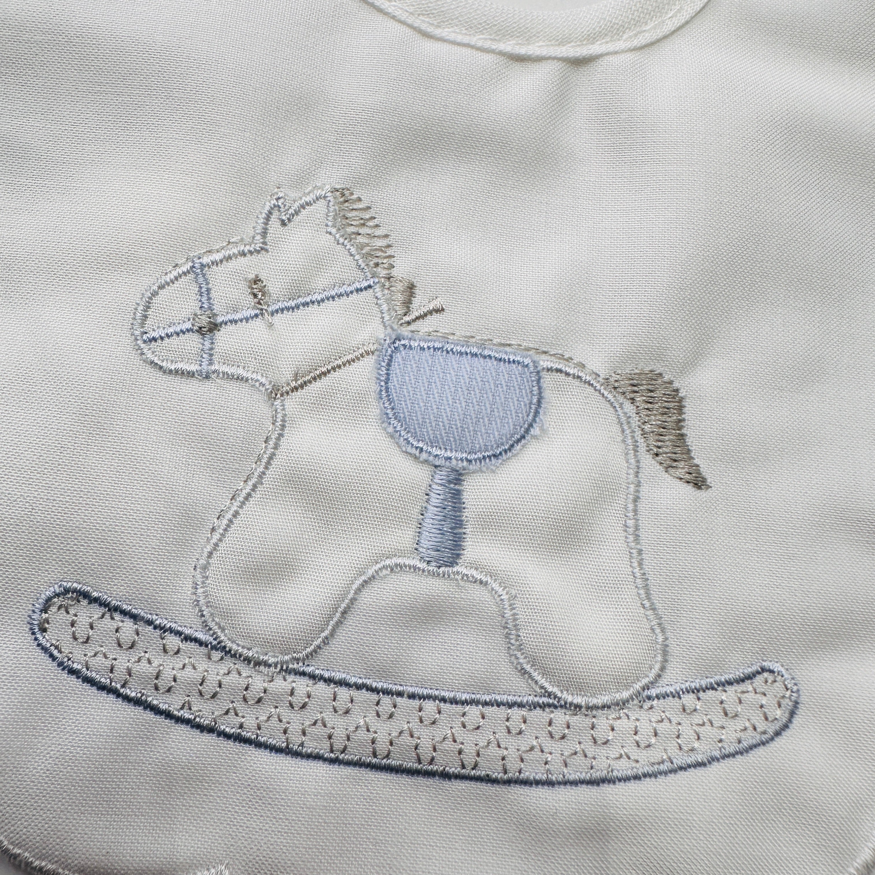 Bavetta Cavallino Celeste