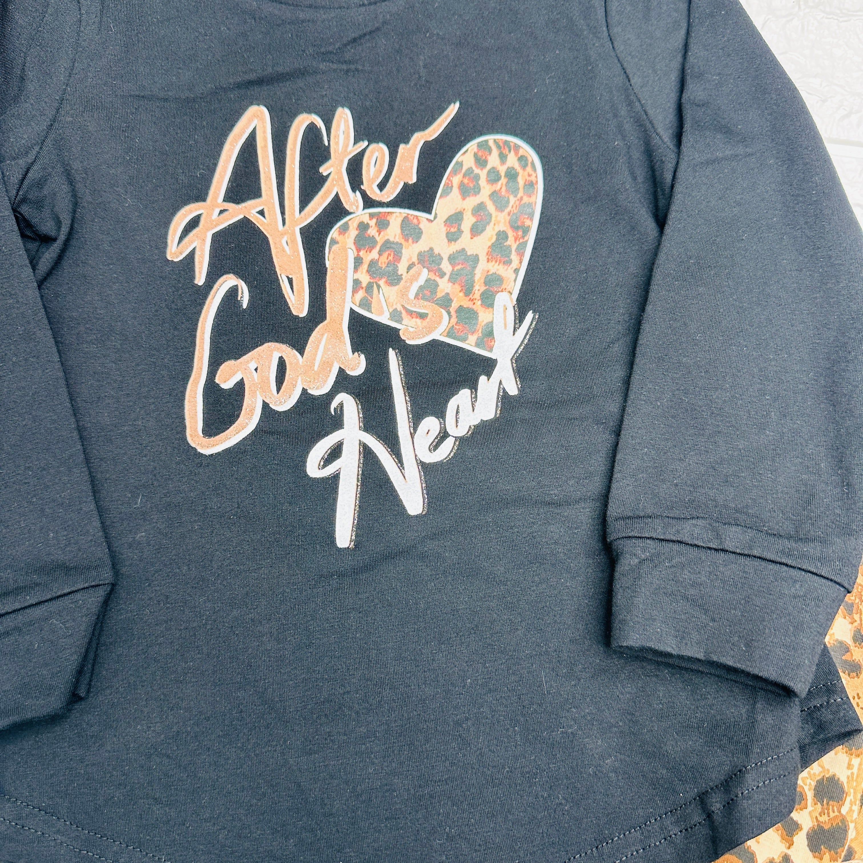 maglia e leggigs animalier nera