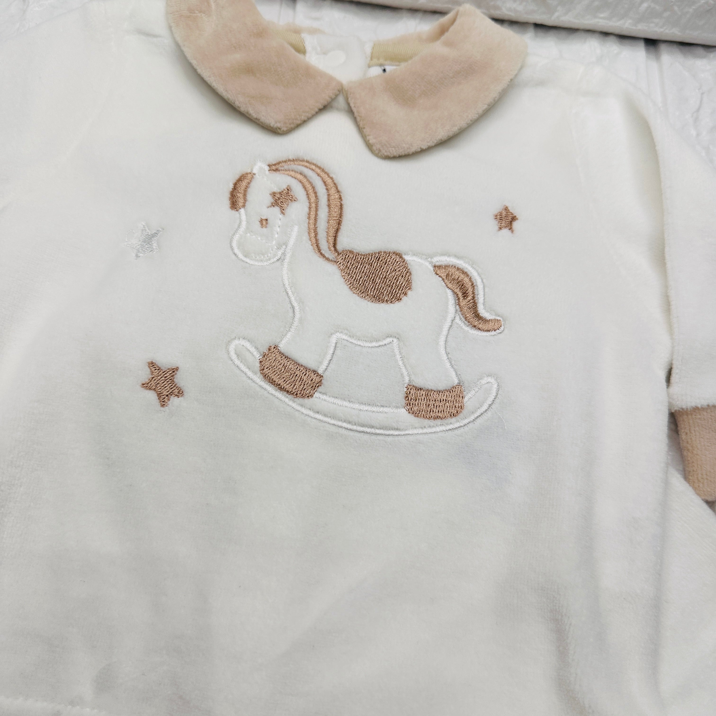 Tutina ciniglia cavallino panna