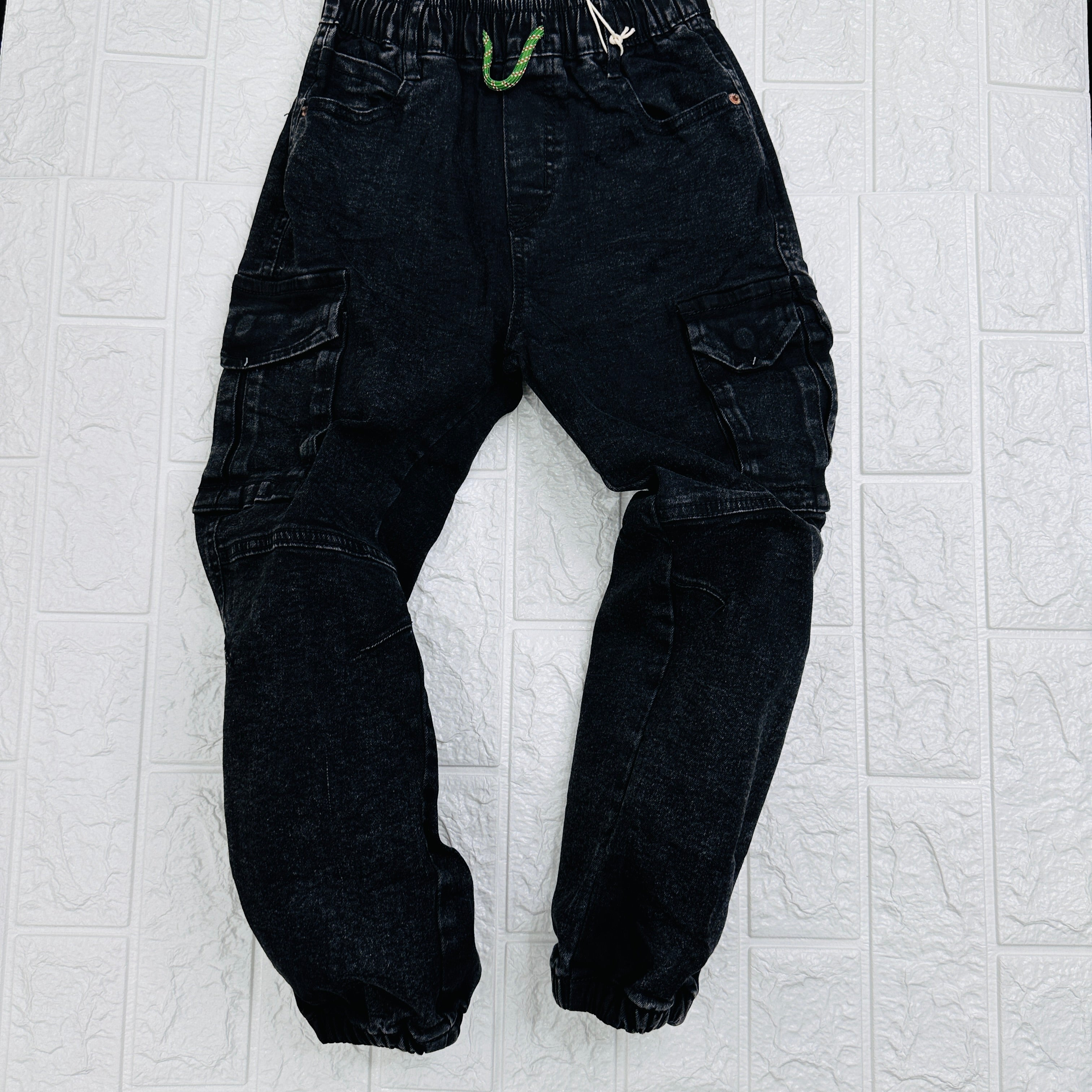 Jeans nero cargo