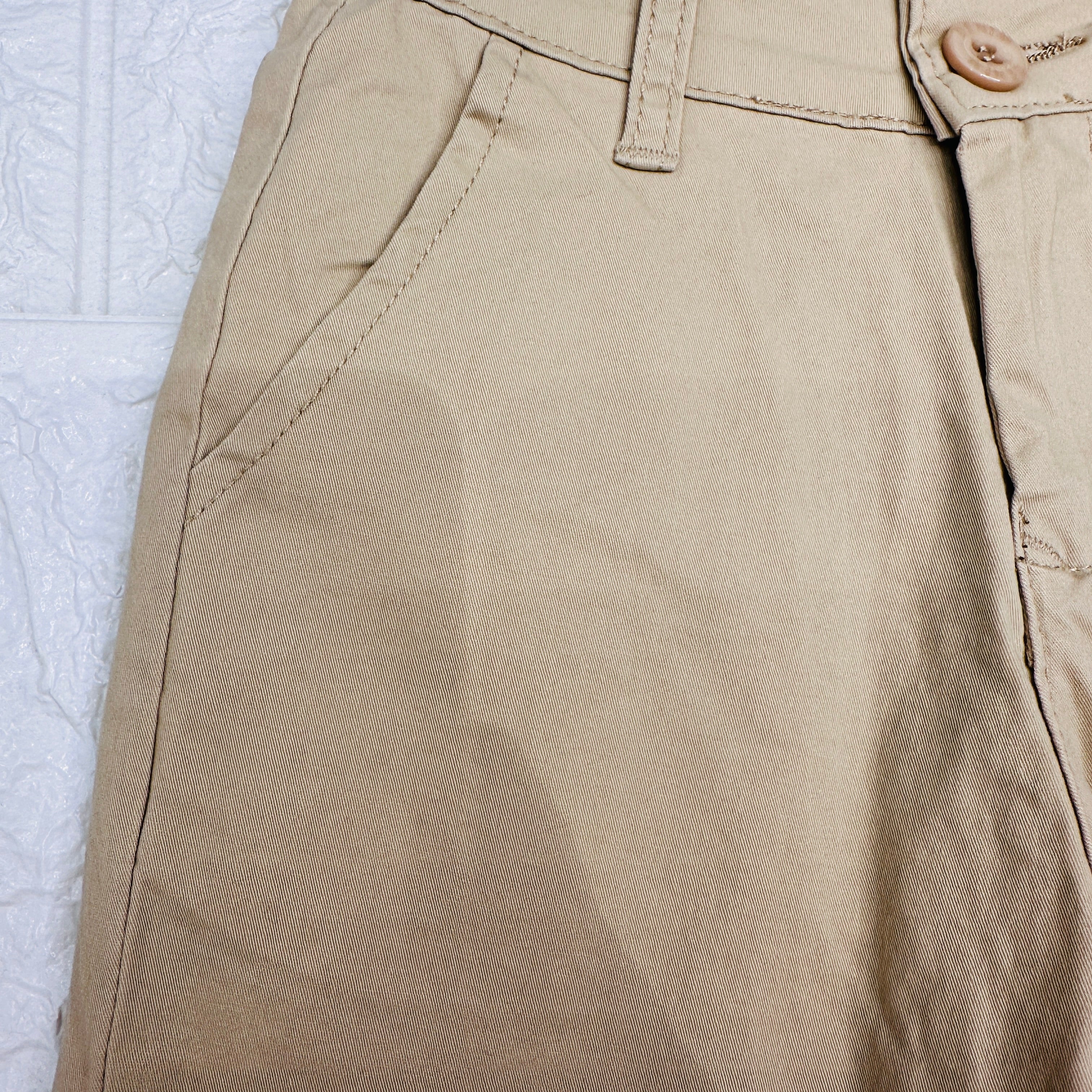 Pantalone tasche a filo Begie