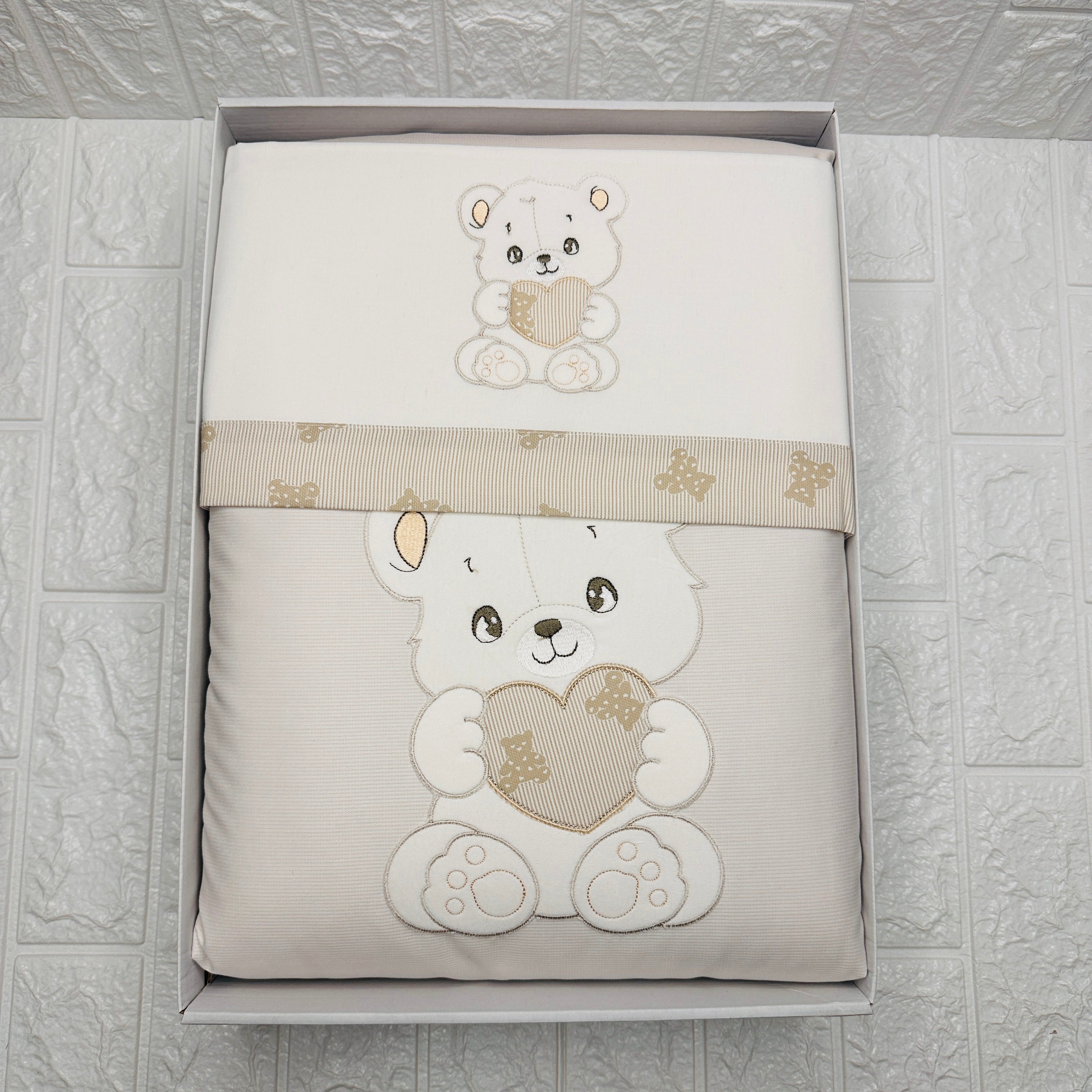 Set completo carrozzina orso cuore panna