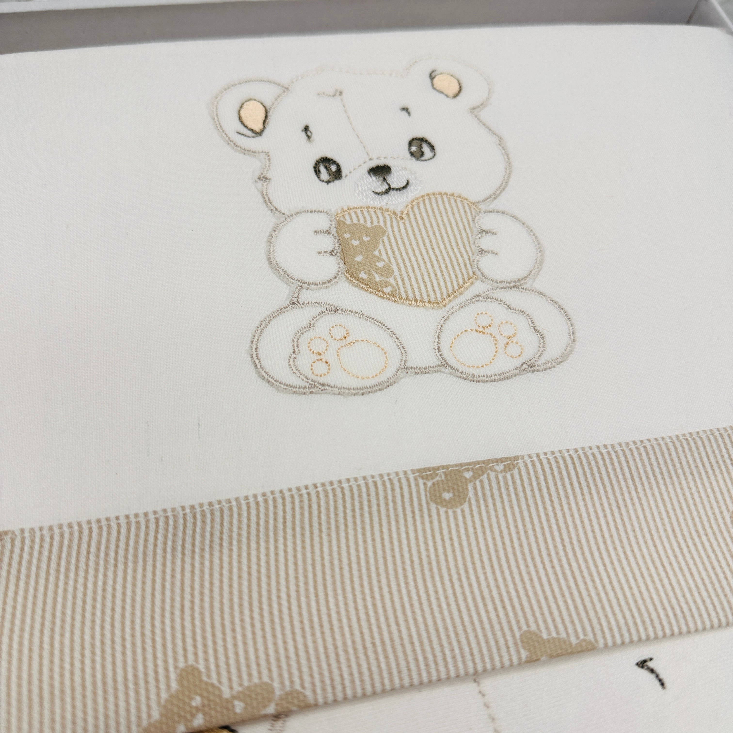 Set completo carrozzina orso cuore panna