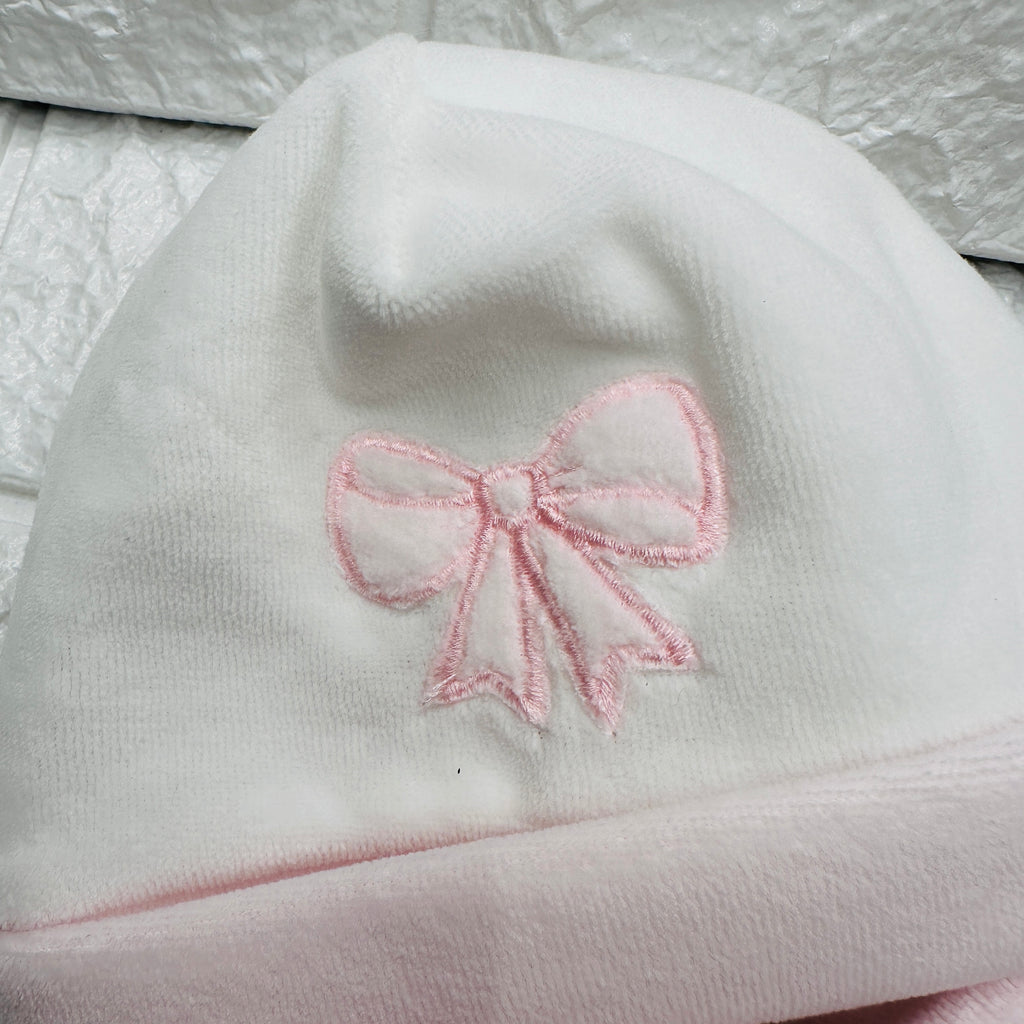 Cappello e babbucce ciniglia fiocco rosa
