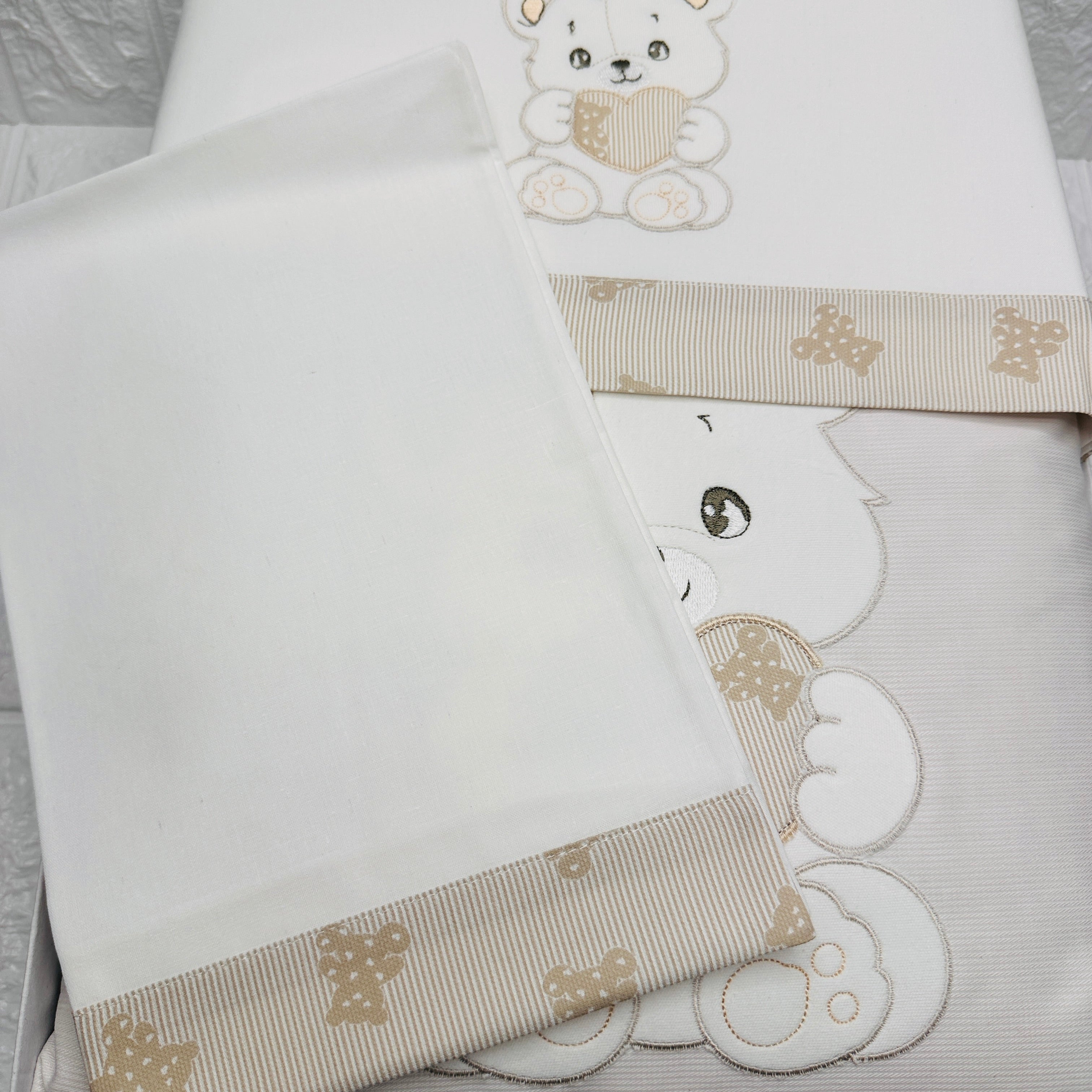 Set completo carrozzina orso cuore panna