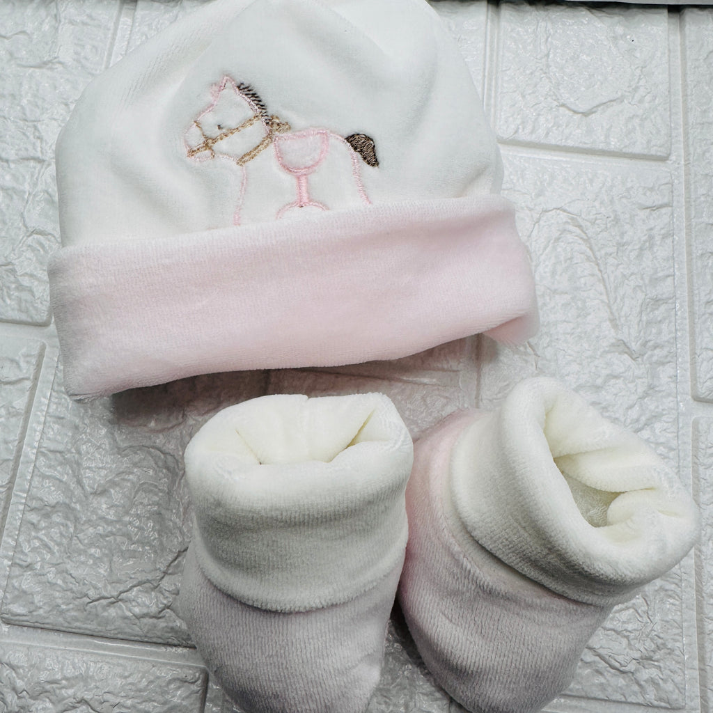 Cappello e Babbucce Ciniglia cavallino Rosa
