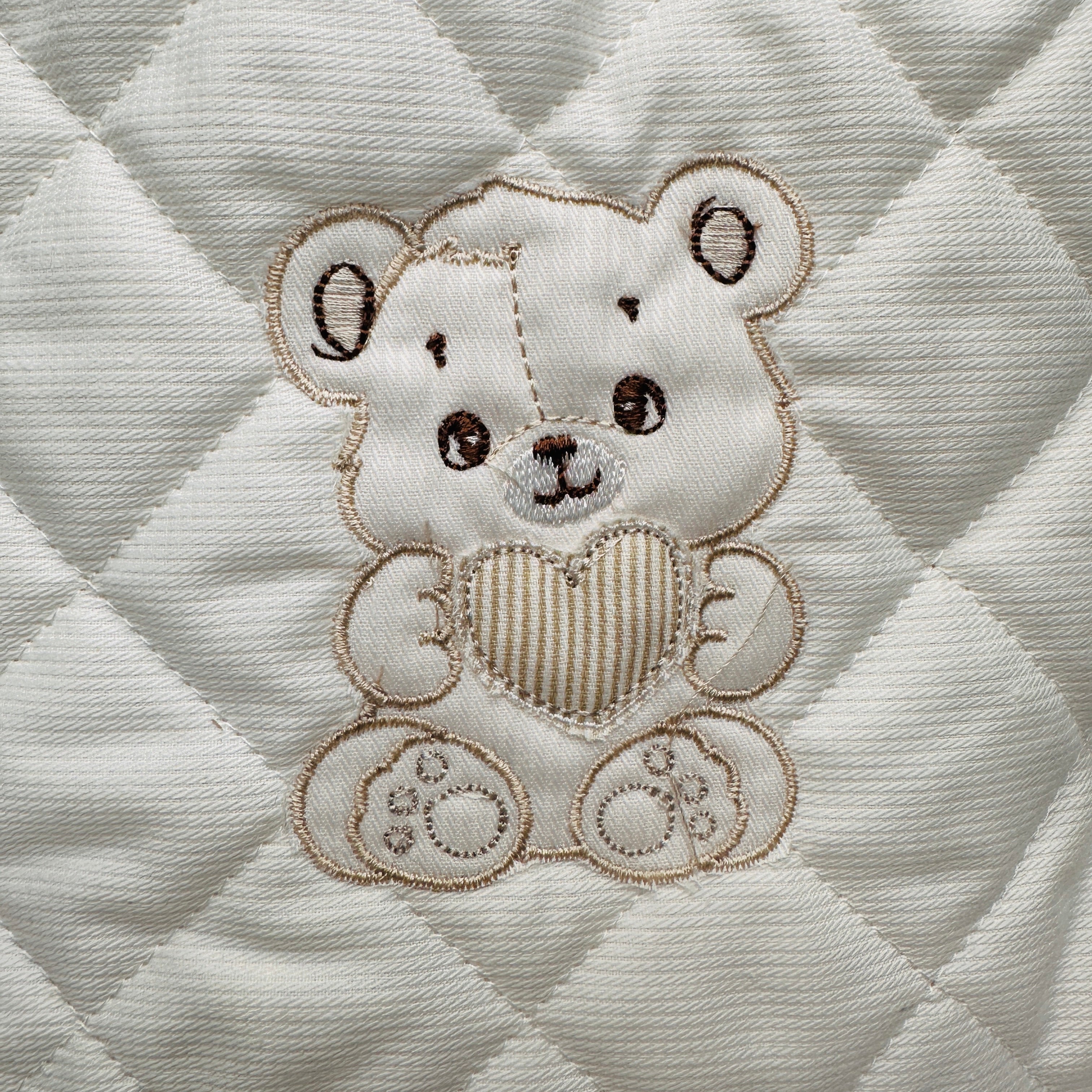 Beauty orso cuore panna dim 30x15