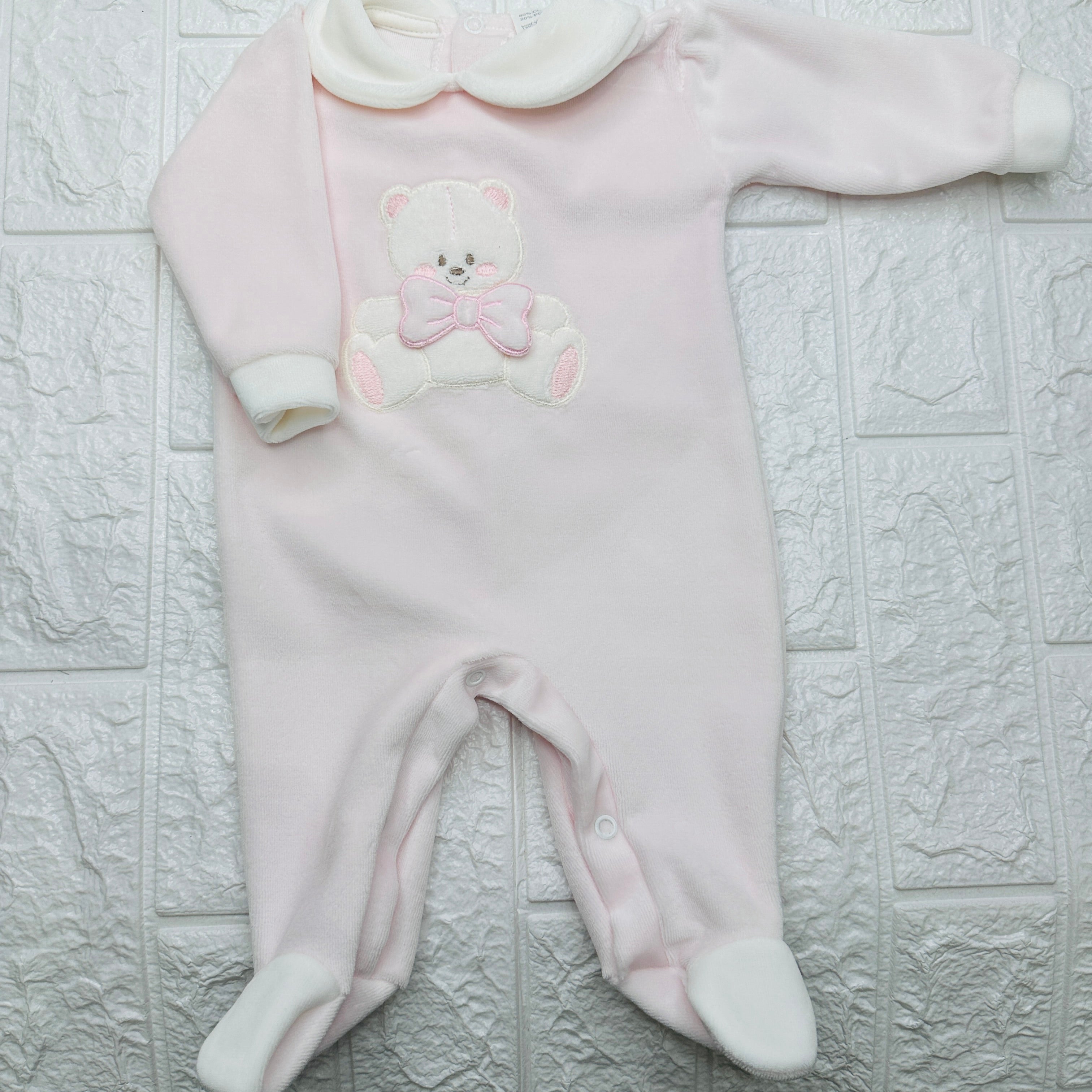 Tutina ciniglia Orso fiocco rosa 30411