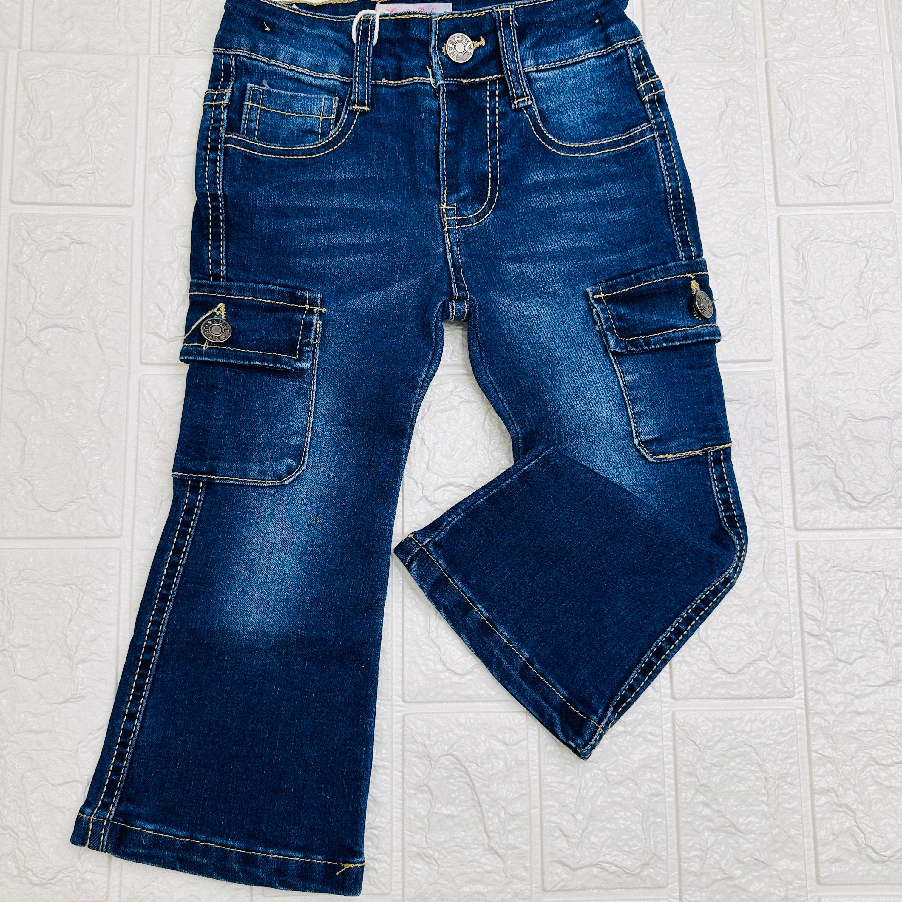 Jeans cargo a zampa