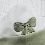 Cappello e babbucce fiocco verde