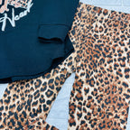 maglia e leggigs animalier nera
