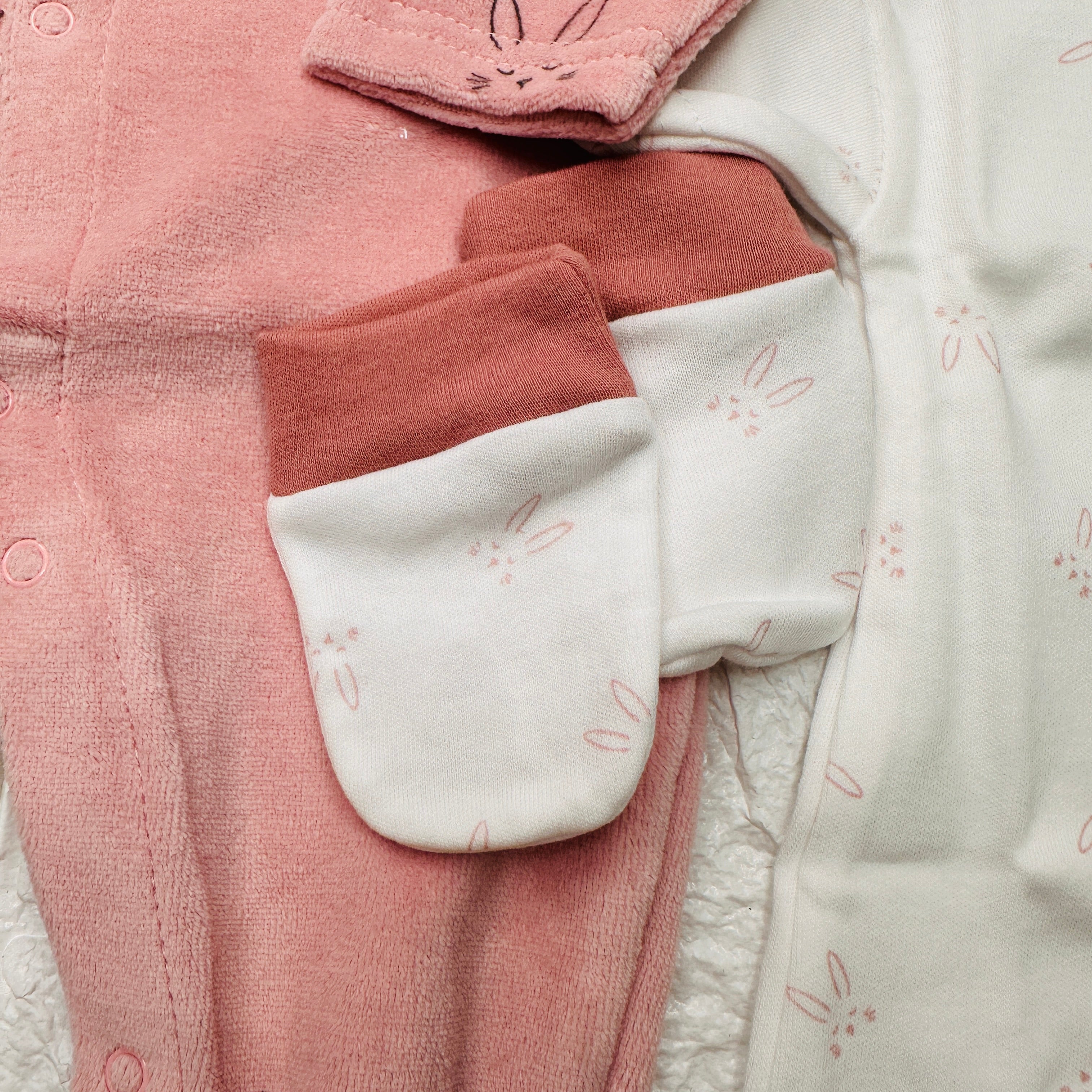 Set 4 pezzi neonato in Ciniglia rosa