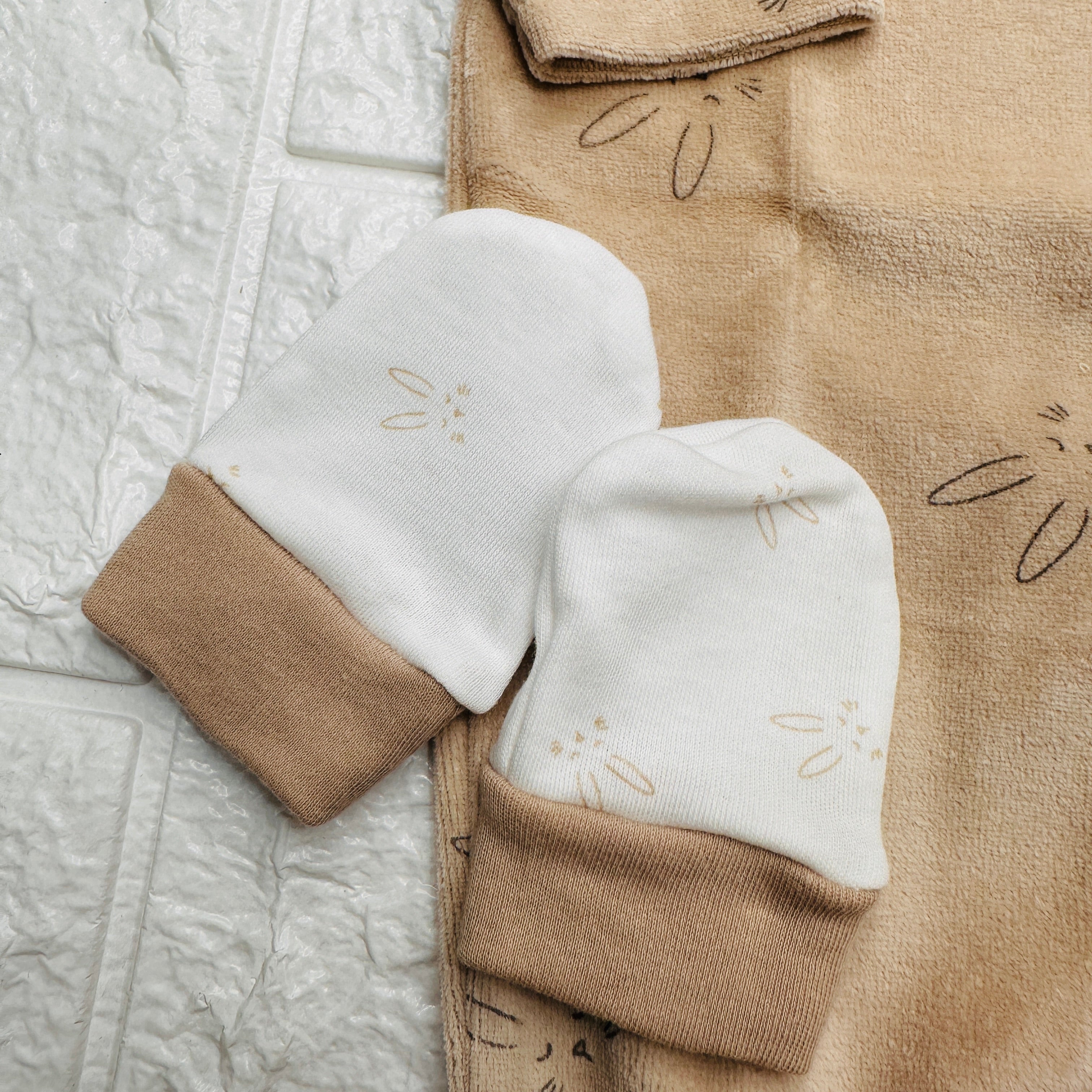 Set 4 pezzi neonato in Ciniglia beige