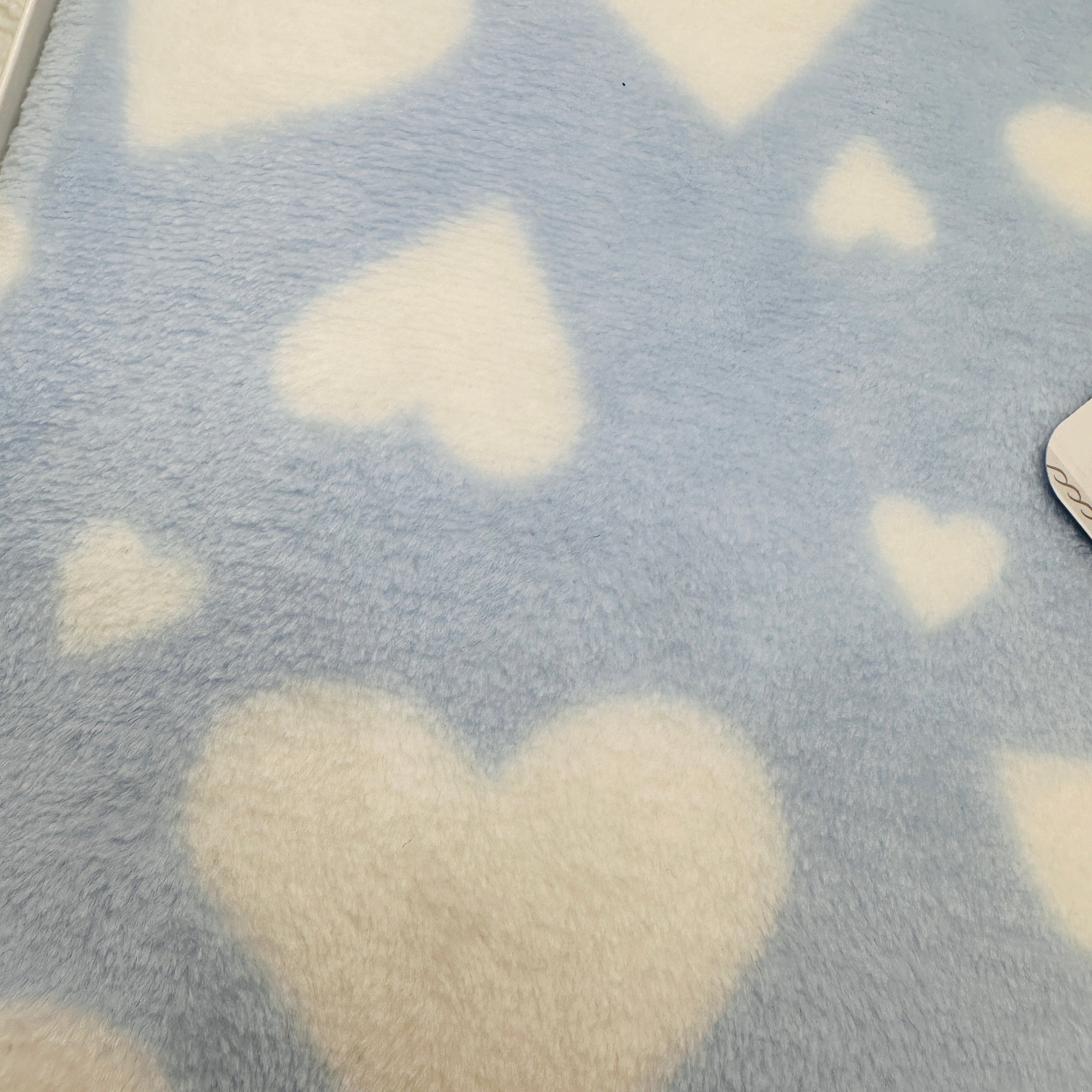 Coperta in pile cuore celeste